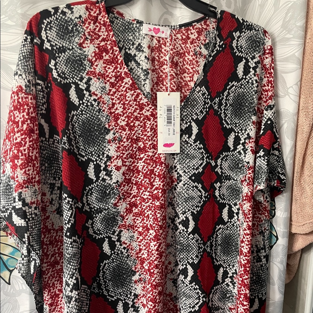 Boutique Poncho style Buddy Love Original